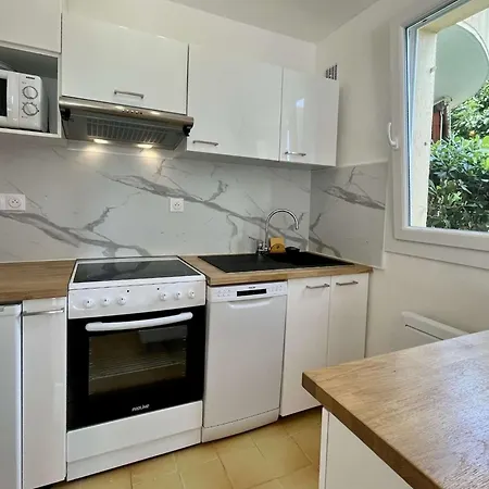 Ca270-410 2 Pieces Personnes Au Rez De Jardin A Appartement