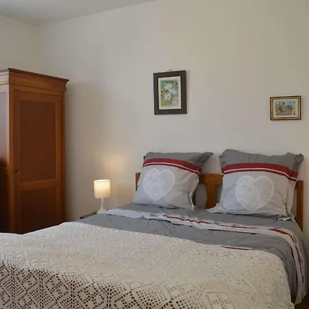 Ca270-410 2 Pieces Personnes Au Rez De Jardin A *