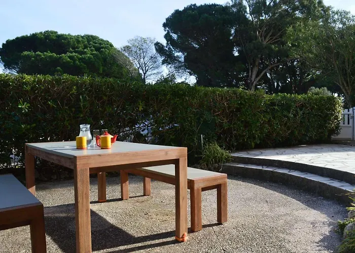 Appartement Ca270-410 2 Pieces Personnes Au Rez De Jardin A